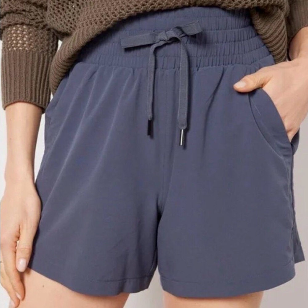 Spanx Out of Office Pull On Athletic Shorts Dark Storm Gray Womens Sz. XS